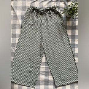 Green and white extra wide leg rayon drawstring with elastic pants size M